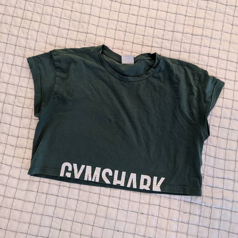 Green Gym Shark Fraction Crop